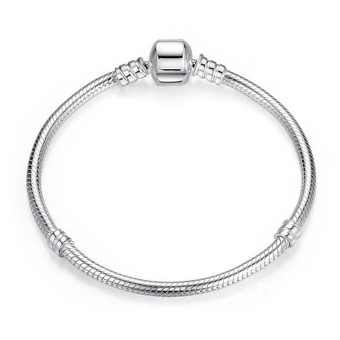 925 silver bracelet display on white background.