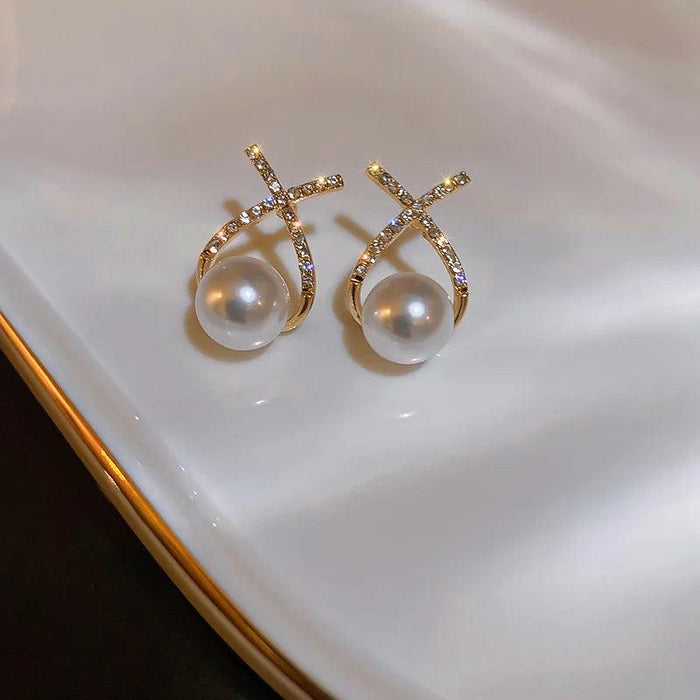 Elegant Pearl Rhinestone Stud Earrings, Simulated Pearls, Dazzling Rhinestone Sparkle, Lightweight