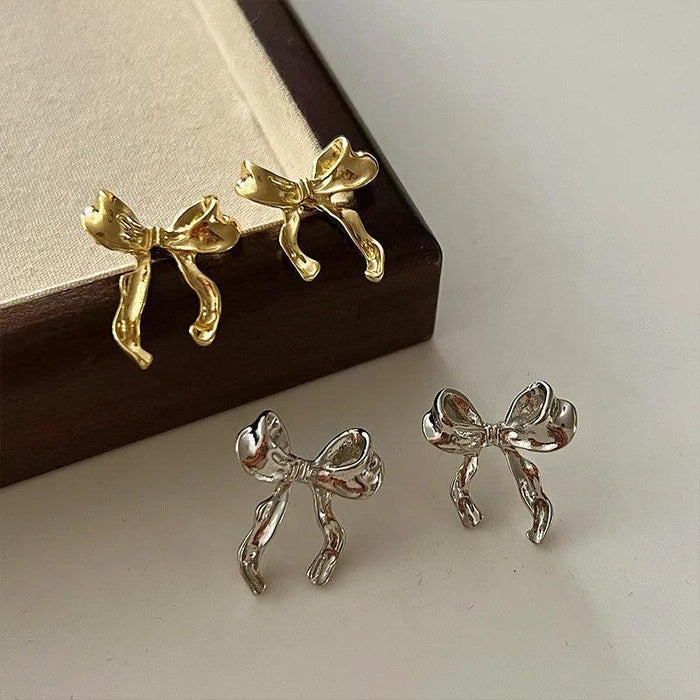 Bow Knot Stud Earrings, Trendy Zinc Alloy Design, Push-Back Closure, Available in Gold & Silver